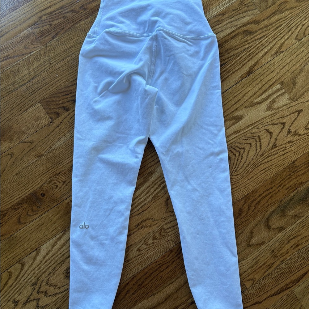ALO Yoga Classic White Leggings